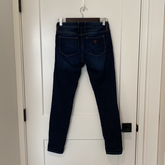 Guess Dark Wash Jeans - Picture 2 of 8